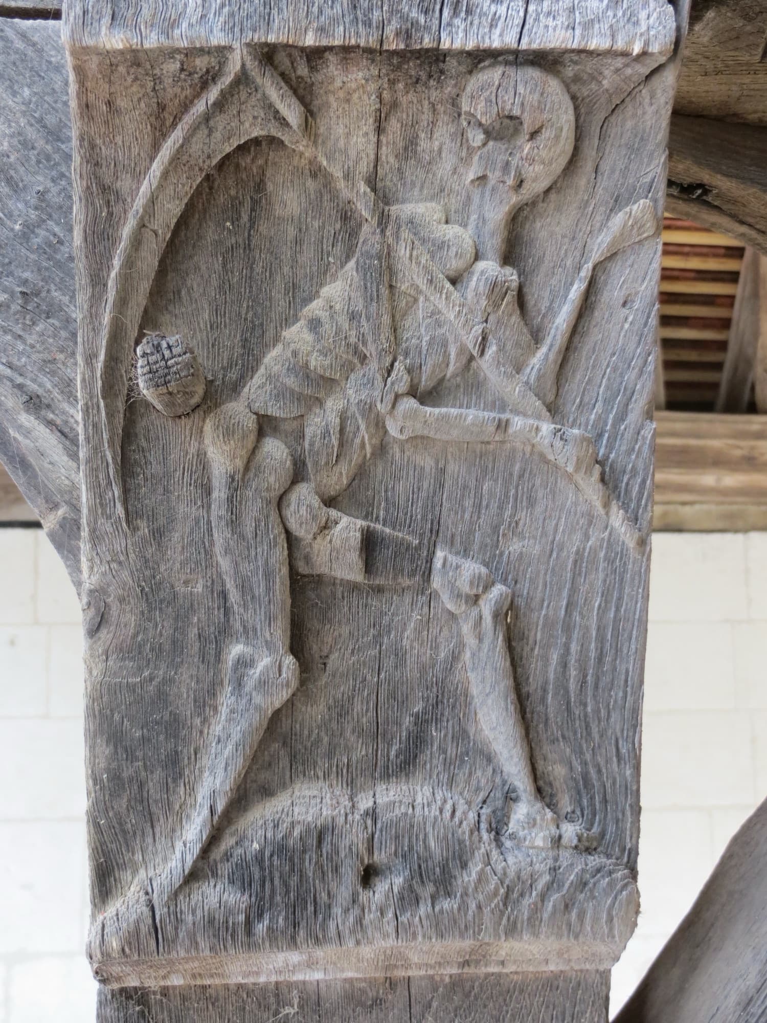 Sculpture Aître de Brisgaret